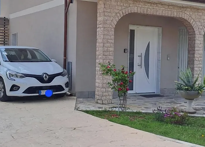 Relax2 Gæstehus Romito Magra