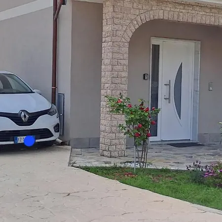 Relax2 Guest house Romito Magra